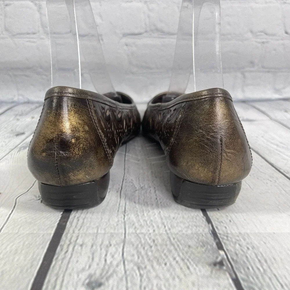 Nurture Flat Size 9.5 M Gold Rustic Comfort Cushioned Ballet Slip On Shoes - Picture 4 of 12
